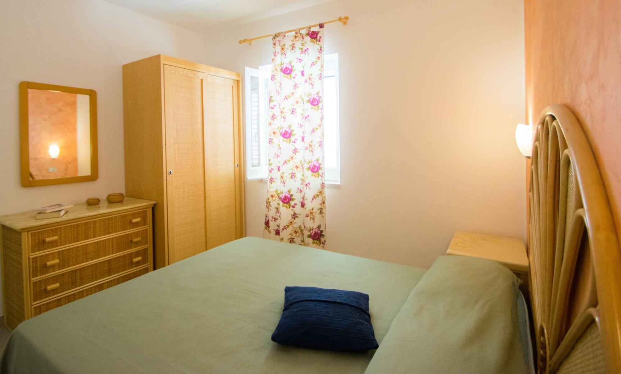 Hotel Resort Rocca Di Vadaro Capo Vaticano Room photo