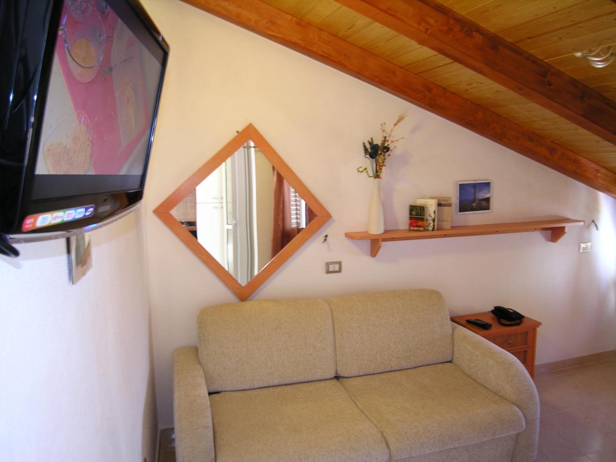 Hotel Resort Rocca Di Vadaro Capo Vaticano Room photo